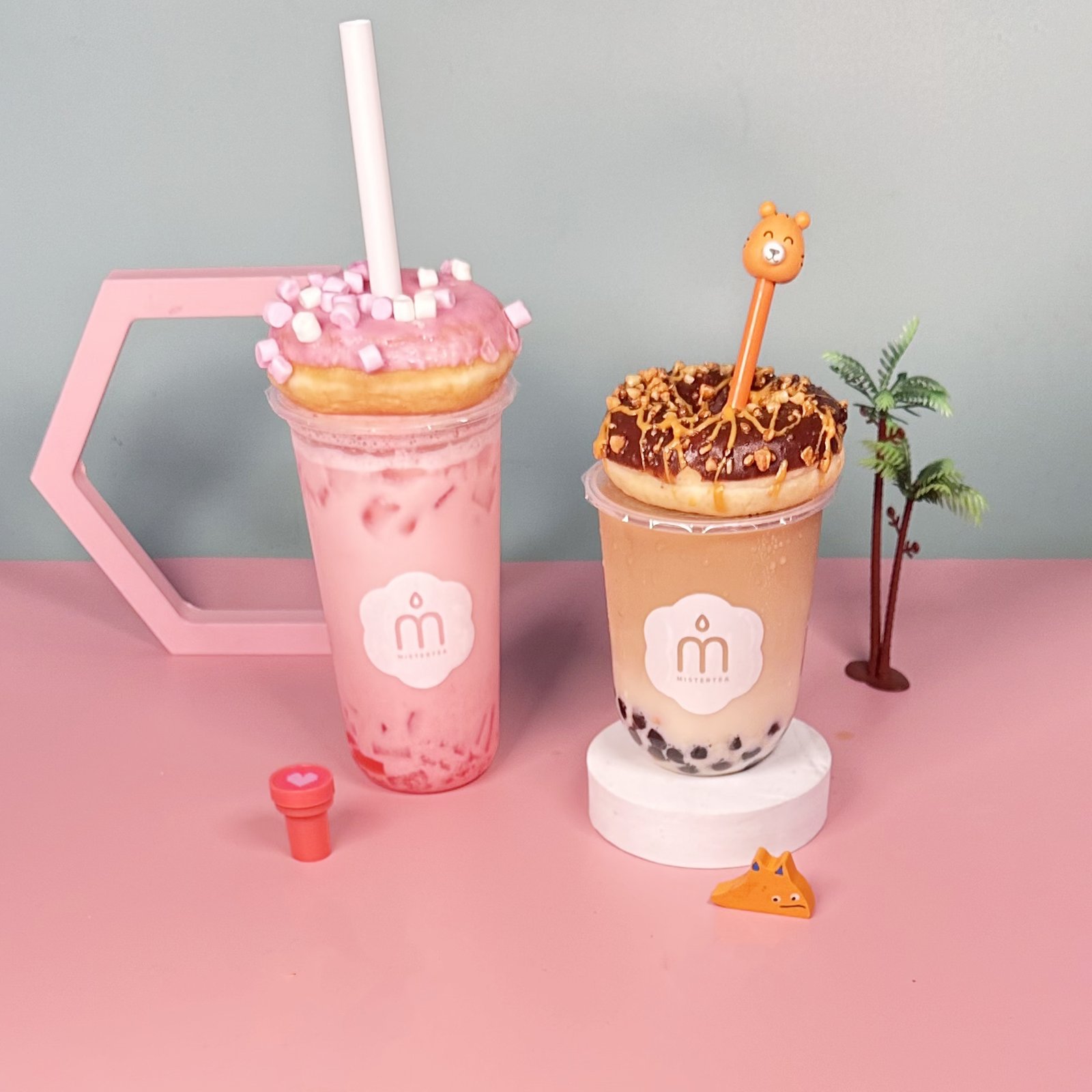 Bubble Tea con abbinato il donut dello stesso gusto